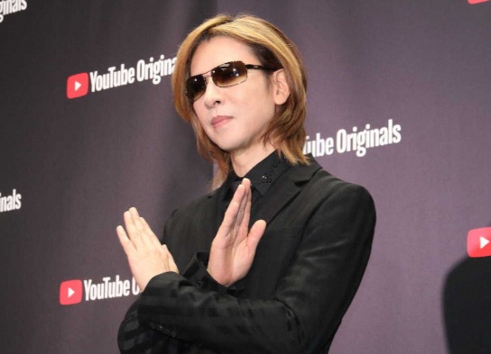 Yoshikiは結婚しないと決めているが噂になっている女性がいる 噂に