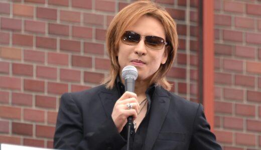 YOSHIKIは結婚していなくて独身で生きていくことを公言しているが彼女と噂された人はいる