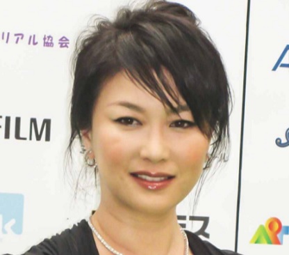 夏川結衣が結婚出来ない理由は一人が好きという事と過去の恋愛が悲惨だったから しかし独身のうちは輝きたいと思っている Secret Note